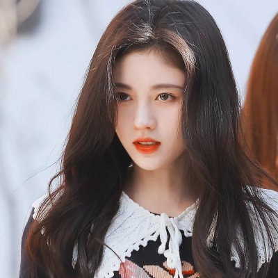 迷雾中的她